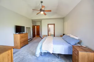4726 W Jenna Ct, Franklin, WI 53132 - Photo 15