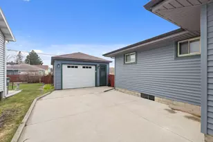 1232 S 21st St, Sheboygan, WI 53081 - Photo 23