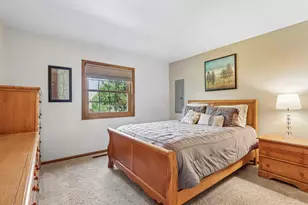 N111W16636 Esquire Ct, Germantown, WI 53022 - Photo 33