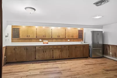 5400  Mansfield Dr, Greendale, WI 53129 - Photo 25