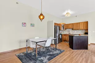 18950 Toldt Woods Dr, Brookfield, WI 53045 - Photo 13