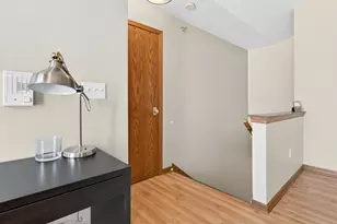 18950 Toldt Woods Dr, Brookfield, WI 53045 - Photo 9