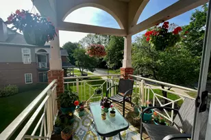 18950 Toldt Woods Dr, Brookfield, WI 53045 - Photo 7