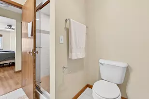 18950 Toldt Woods Dr, Brookfield, WI 53045 - Photo 29