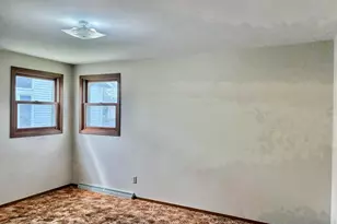 1206 E Cedar Ave, Manitowoc, WI 54220 - Photo 13