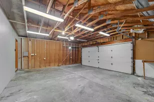 8275 S Parkview Ct, Oak Creek, WI 53154 - Photo 21