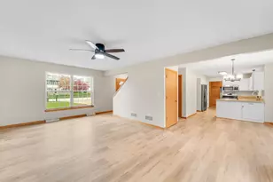 8275 S Parkview Ct, Oak Creek, WI 53154 - Photo 3