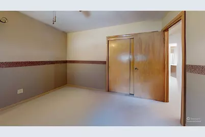 2945 S 104th St, West Allis, WI 53227 - Photo 11