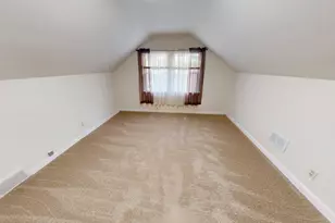 2945 S 104th St, West Allis, WI 53227 - Photo 17