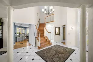 5770 S Golden Rain Ln, New Berlin, WI 53151 - Photo 3