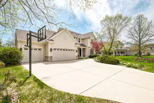 639 Prairie Hill Ave, Mukwonago, WI 53149 - Photo 35