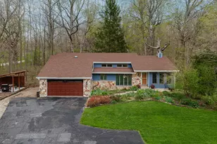 S86W24960 Stonehill Dr, Vernon, WI 53149 - Photo 39