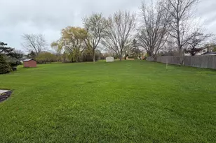 1701 W River Forest Dr, Mequon, WI 53092 - Photo 3