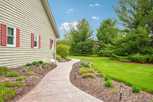 N43W33183 Glen Parc Cir, Nashotah, WI 53058 - Photo 41