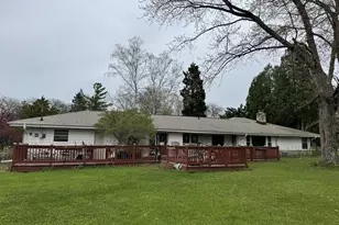 8665 N Hawthorne Rd, River Hills, WI 53217 - Photo 29