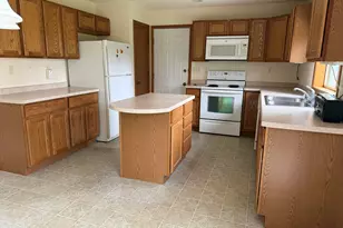1314 Rosa Ave, Crivitz, WI 54114 - Photo 3