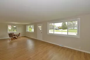 5312 Spring St, Racine, WI 53406 - Photo 5