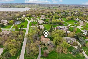 N29W30593 Foxwood Dr, Delafield, WI 53072 - Photo 47