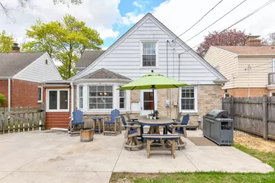 5242 N Bay Ridge Ave, Whitefish Bay, WI 53217 - Photo 43