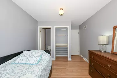 5242 N Bay Ridge Ave, Whitefish Bay, WI 53217 - Photo 25