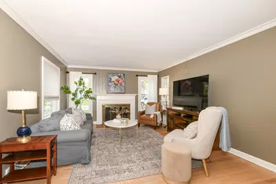 5242 N Bay Ridge Ave, Whitefish Bay, WI 53217 - Photo 5