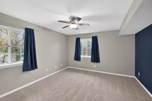 N110W17051 Ashbury Ln, Germantown, WI 53022 - Photo 11