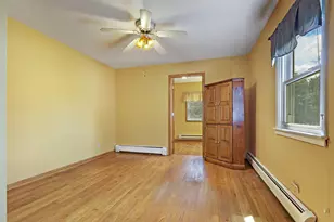 34411 Washington Ave, Racine, WI 53105 - Photo 13