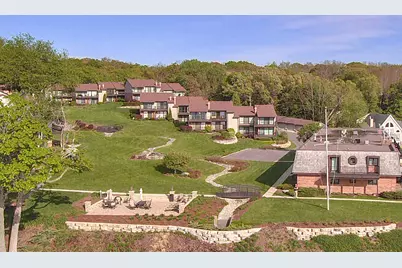 1070 S Lake Shore Dr #11 2-B, Lake Geneva, WI 53147 - Photo 37
