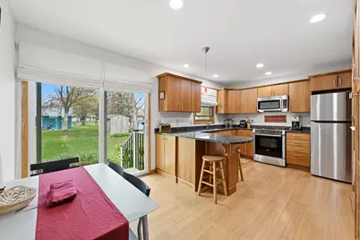 416 S Woodland Dr, Whitewater, WI 53190 - Photo 5