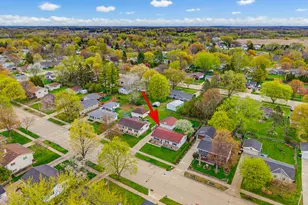 605 Victoria St, West Bend, WI 53090 - Photo 41