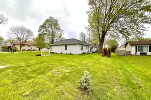 10624 284th Ave, Salem Lakes, WI 53179 - Photo 17