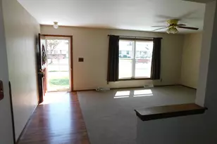 309 Judge Dr, Saukville, WI 53080 - Photo 25