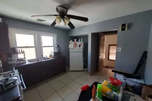 1460 S 80th St, West Allis, WI 53214 - Photo 11