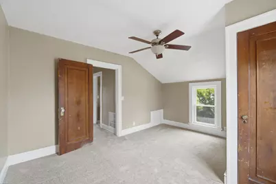 2432 N 55th St, Milwaukee, WI 53210 - Photo 15