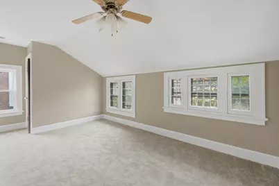2432 N 55th St, Milwaukee, WI 53210 - Photo 11