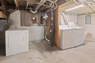 2432 N 55th St, Milwaukee, WI 53210 - Photo 23
