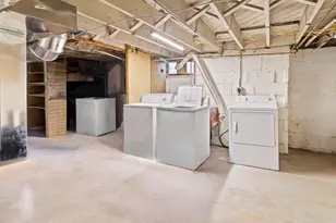 2432 N 55th St, Milwaukee, WI 53210 - Photo 33