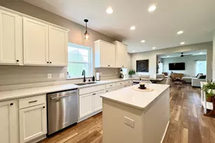1260 Chippewa Dr, Hartford, WI 53027 - Photo 15