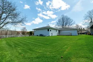 1816 Camelot Blvd, Sheboygan, WI 53081 - Photo 21