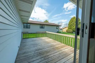 1816 Camelot Blvd, Sheboygan, WI 53081 - Photo 19