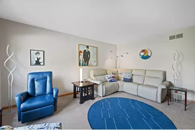 3334 N Argonne Dr, Milwaukee, WI 53222 - Photo 9