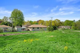 3334 N Argonne Dr, Milwaukee, WI 53222 - Photo 43