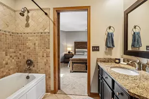 1900 Wexford Ln, Waukesha, WI 53186 - Photo 25