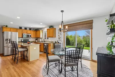 1900  Wexford Ln, Waukesha, WI 53186 - Photo 7