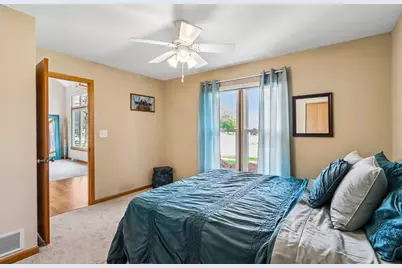 1900  Wexford Ln, Waukesha, WI 53186 - Photo 15