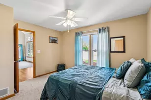 1900 Wexford Ln, Waukesha, WI 53186 - Photo 15