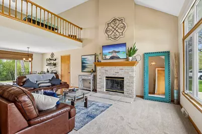 1900  Wexford Ln, Waukesha, WI 53186 - Photo 3