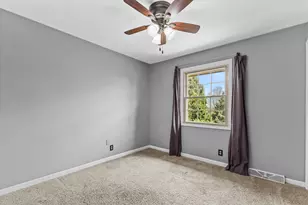 1200 W Tiffany Ln, Oak Creek, WI 53154 - Photo 27