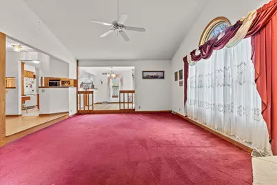 4039 W Cypress Ln, Franklin, WI 53132 - Photo 7