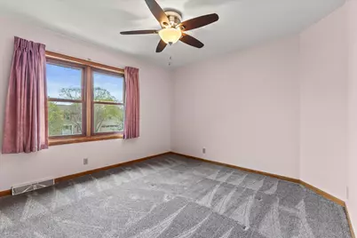 4039 W Cypress Ln, Franklin, WI 53132 - Photo 27